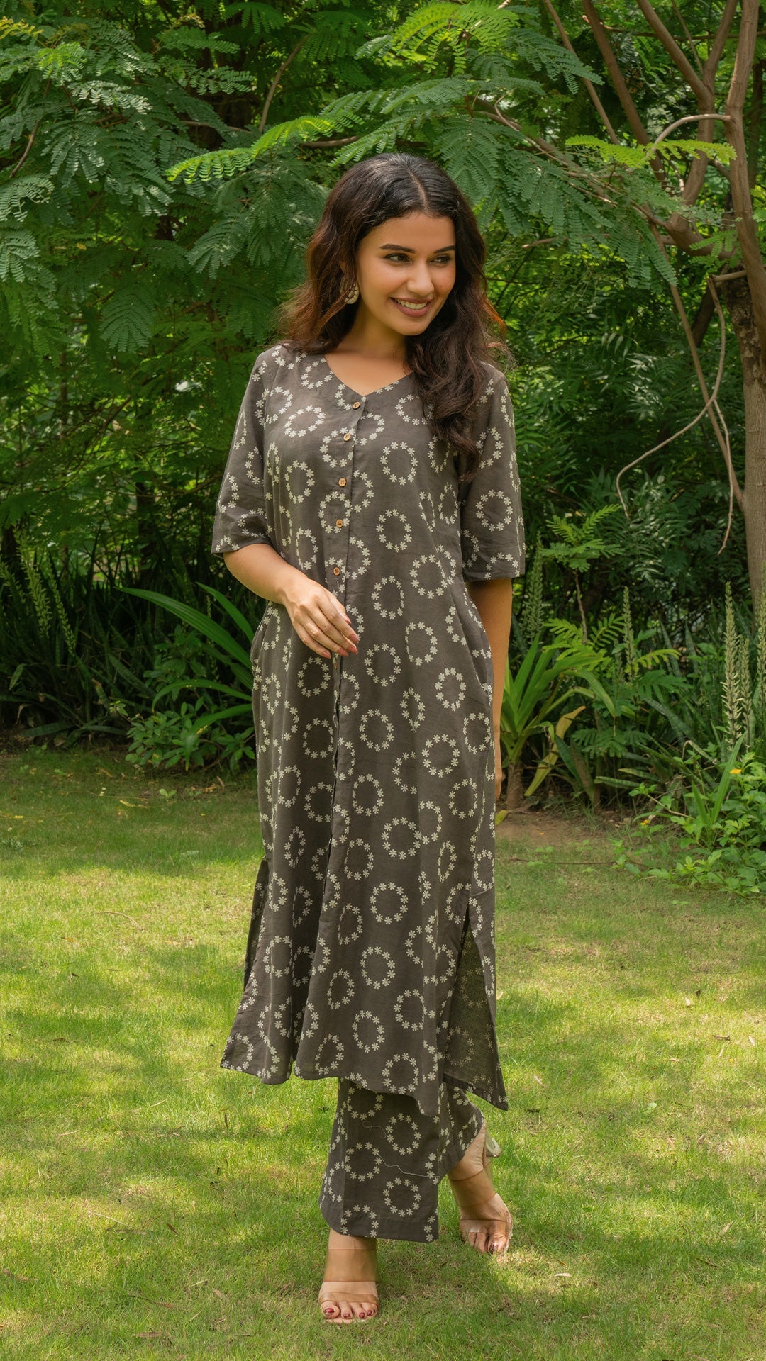 Anaisha Dabu Hand Block Cotton Kurta - Grey