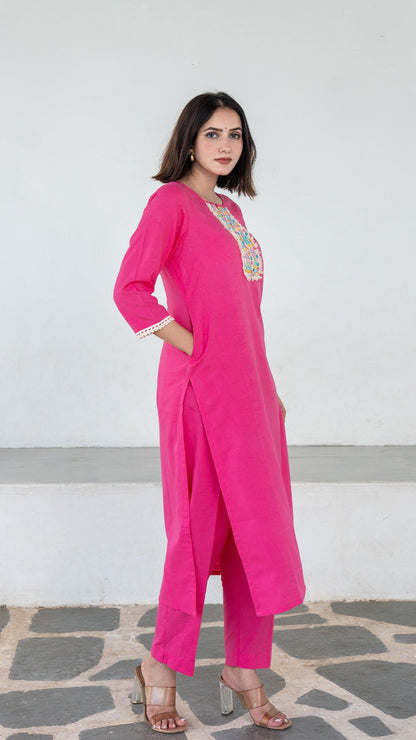 Blush Pink Cotton Kurta With Embroidered Patch