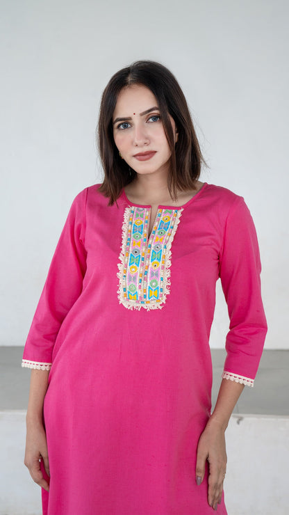 Blush Pink Cotton Kurta With Embroidered Patch