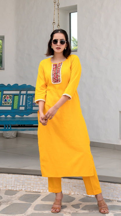 Yellow Cotton Kurta With Embroidered Patch