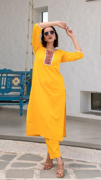 Yellow Cotton Kurta With Embroidered Patch