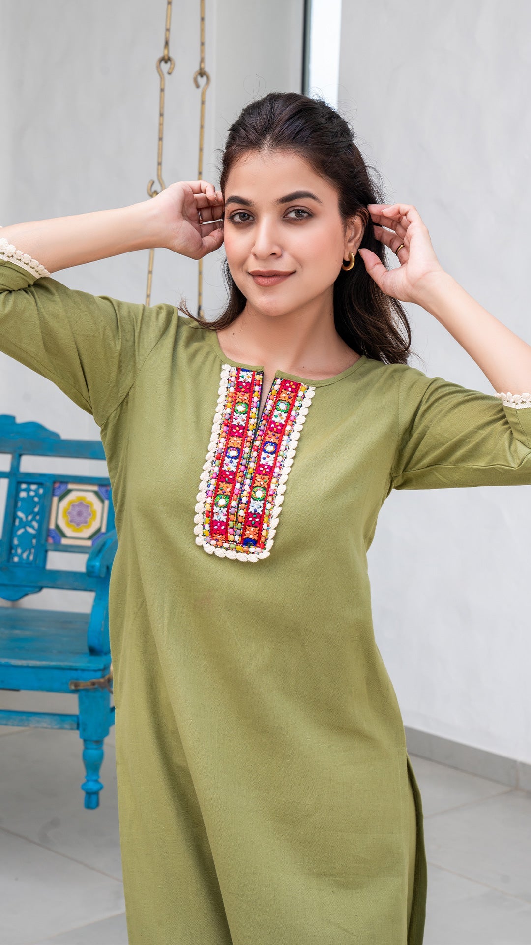 Olive Green Cotton Kurta With Embroidered Patch