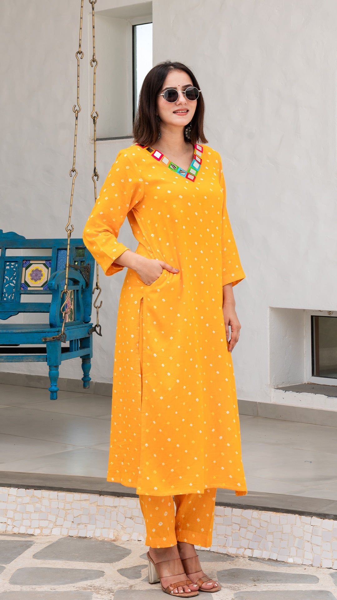 Yellow Bandhani Cotton Kurta With Embroidered Patch