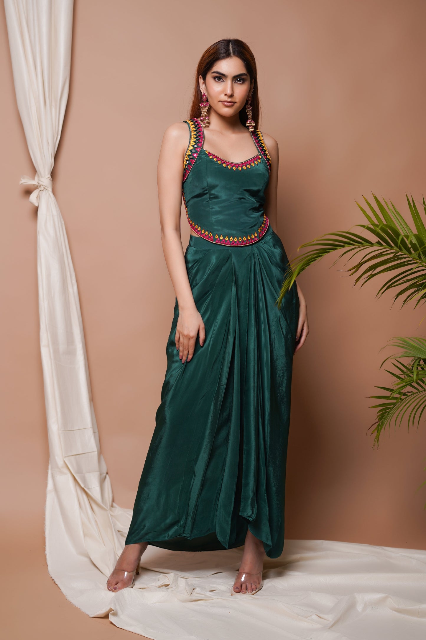 BOTTLE GREEN BACKLESS DRAPE SKIRT SET (SET OF 2)