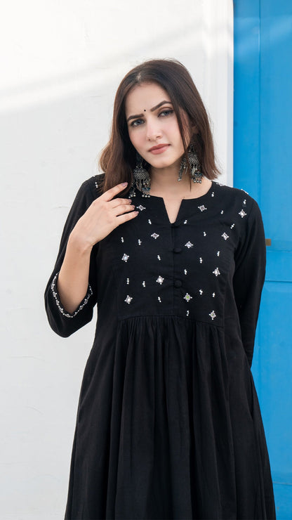 Black Mirror Embroidered Kurta In Cotton