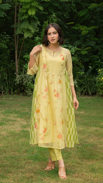 Sarah Chanderi Pleated Kurta - Green