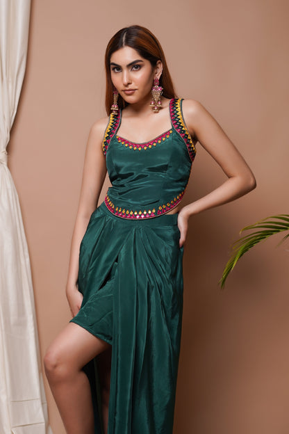 BOTTLE GREEN BACKLESS DRAPE SKIRT SET (SET OF 2)