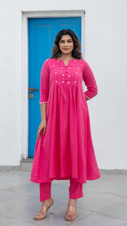 Light Pink Mirror Embroidered Kurta In Cotton