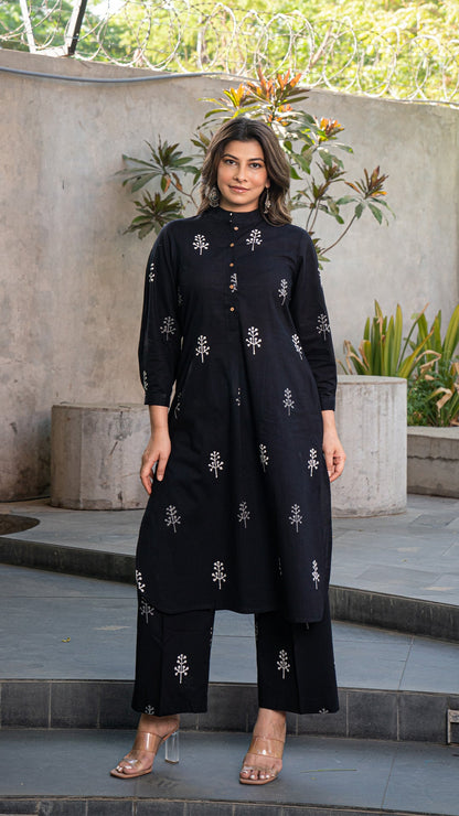 Vihaa Cotton Jabha Kurta- Black