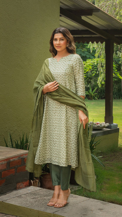 Dhriti Mul Chanderi Kali Kurta - Green