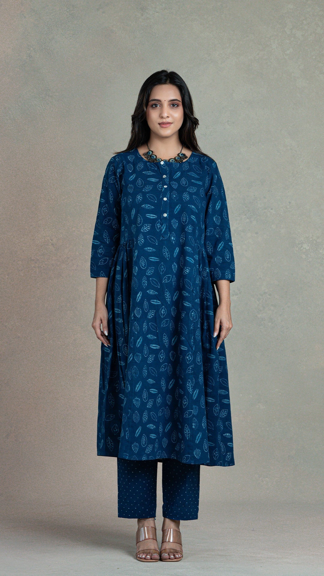 Richa Dabu Hand Block Cotton Kurta - Indigo