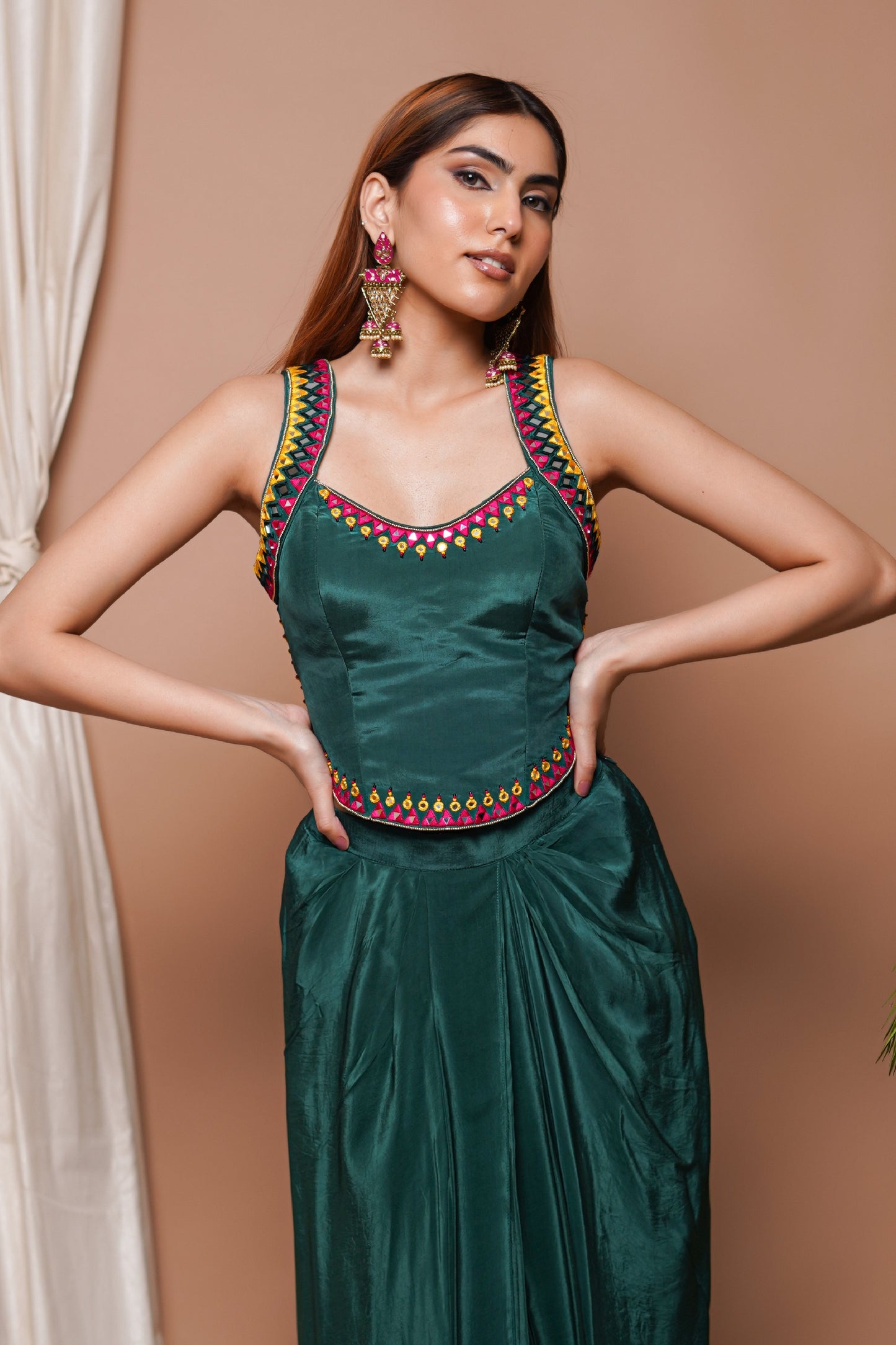 BOTTLE GREEN BACKLESS DRAPE SKIRT SET (SET OF 2)