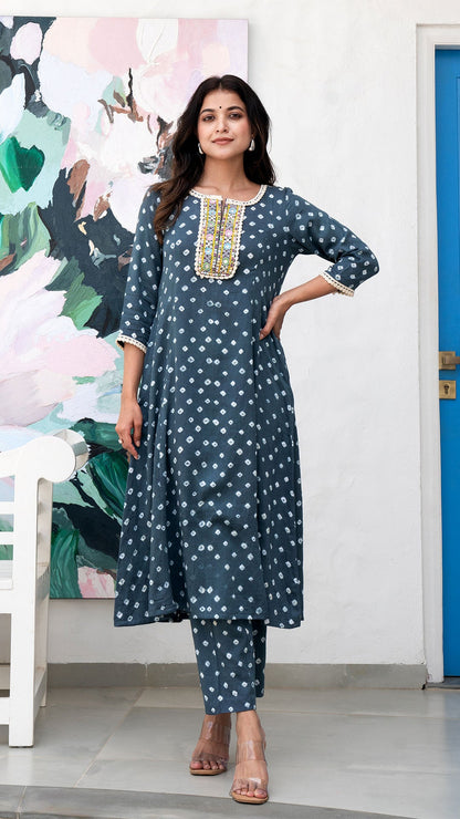 Grey Bandhani Cotton Kurta With Embroidered Patch