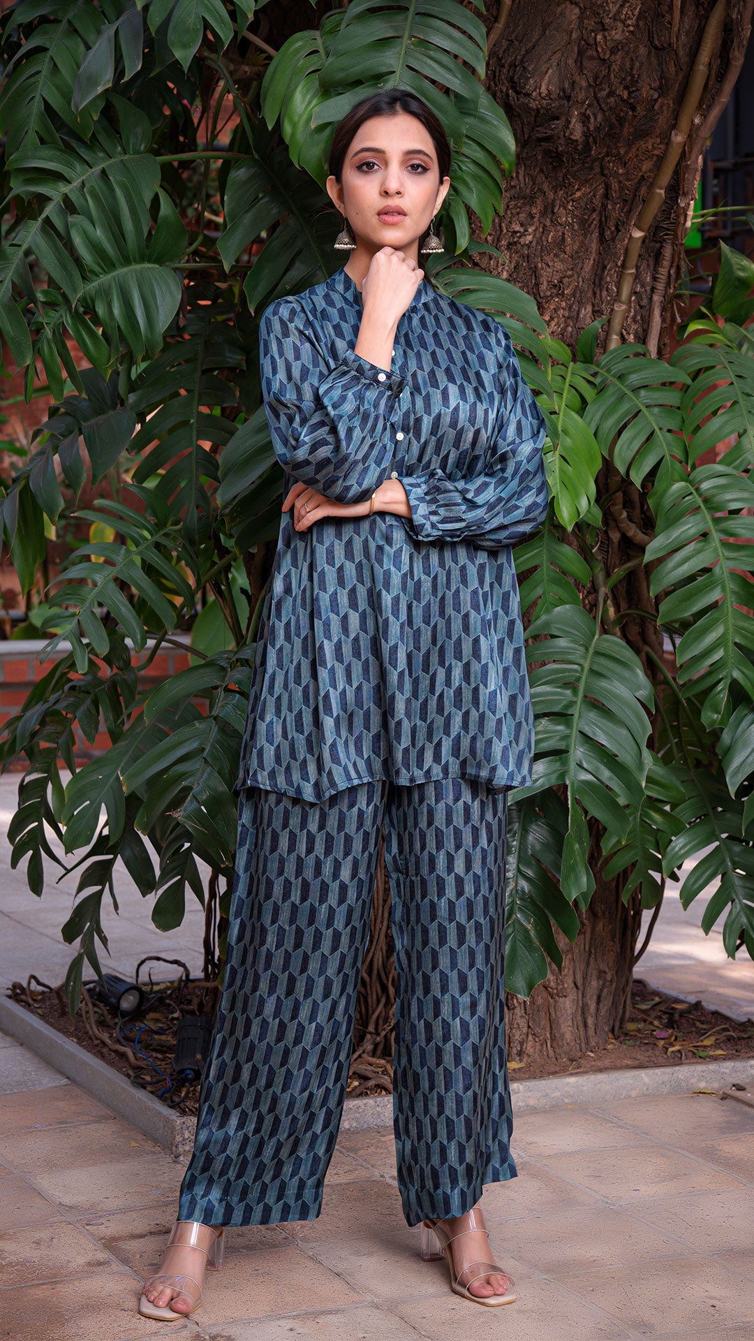 Emmi Geometric Print Silk Short Kurta + Pants - Indigo