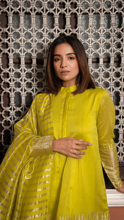 Vedica - Lime Green Woven Chanderi Kurta Set