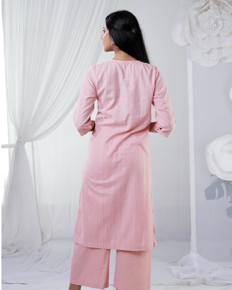 Peach Pleat Suit with ecru Peonie Floral Dupatta