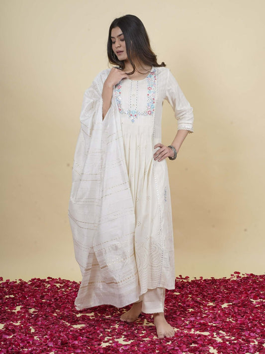 WHITE A-LINE COTTON SCHIFFALI KURTA SET DUPPATTA WITH INTRICATE EMBROIDERY