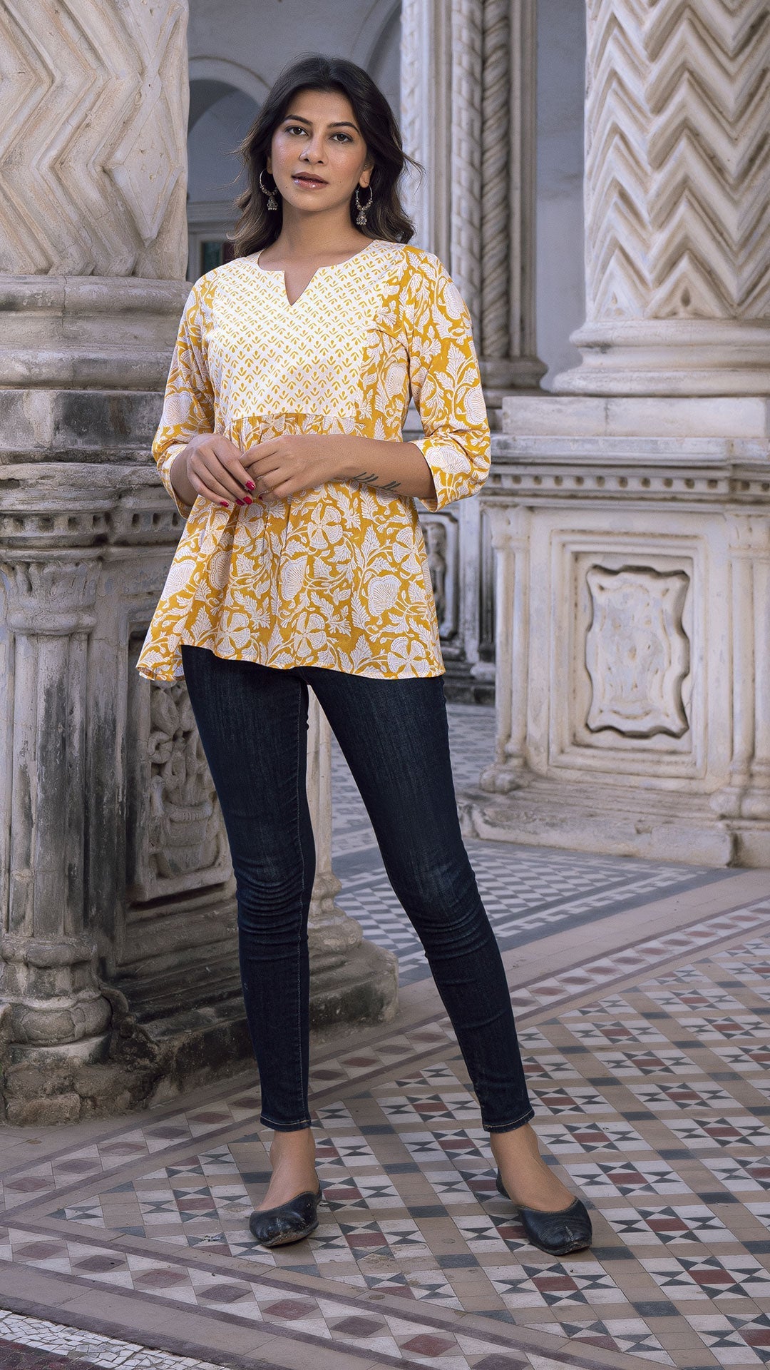 Aanya Sanganeri Short Kurta In Yellow