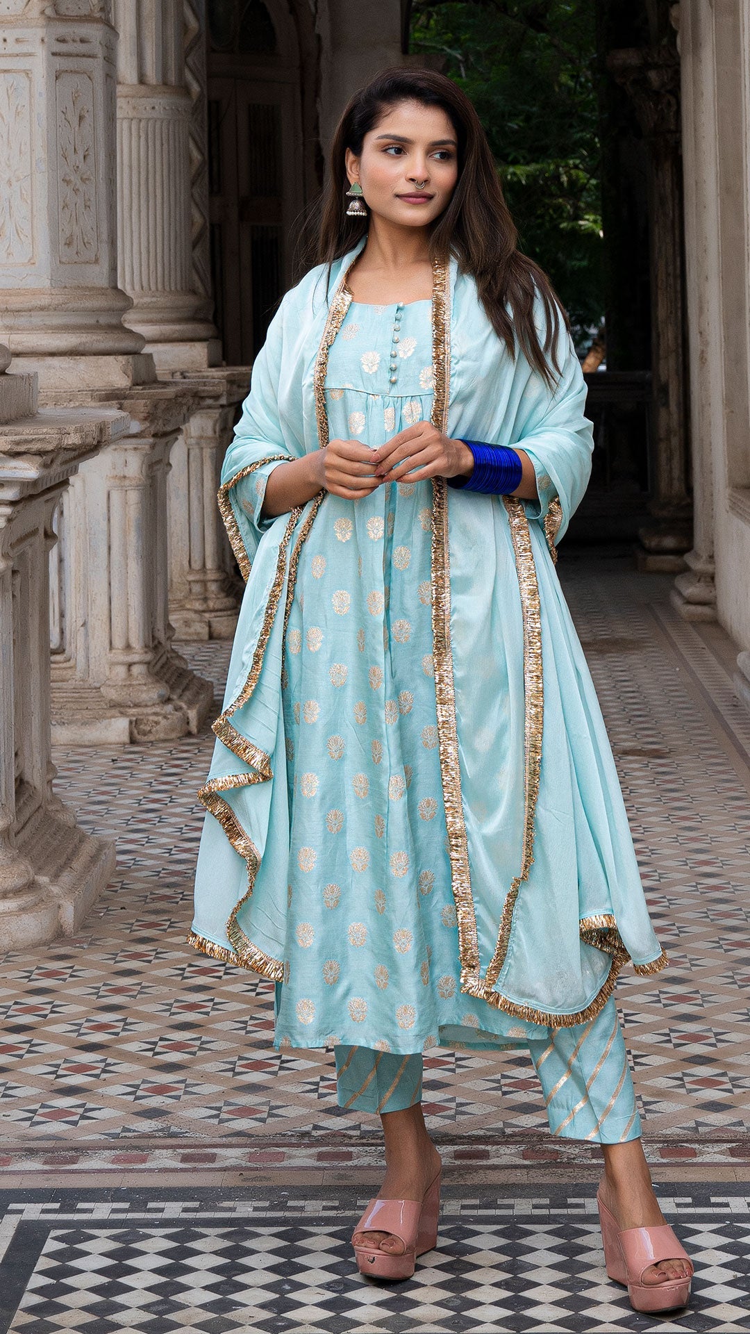 Aaryah Powder Blue Kurta Set In Silk