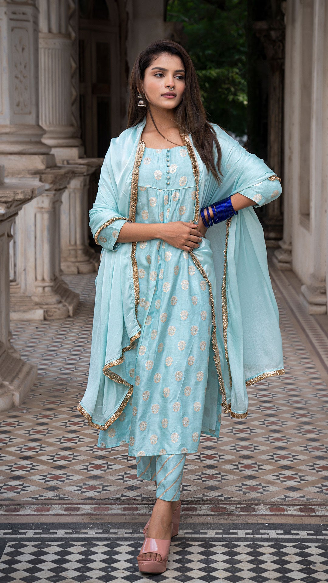 Aaryah Powder Blue Kurta Set In Silk