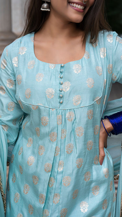 Aaryah Powder Blue Kurta Set In Silk