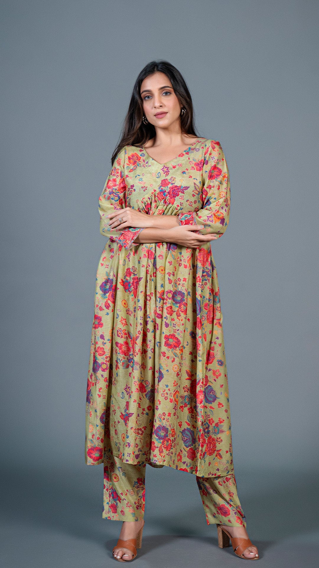 Light Green Floral Print Pleated Kurta In Cotton Silk