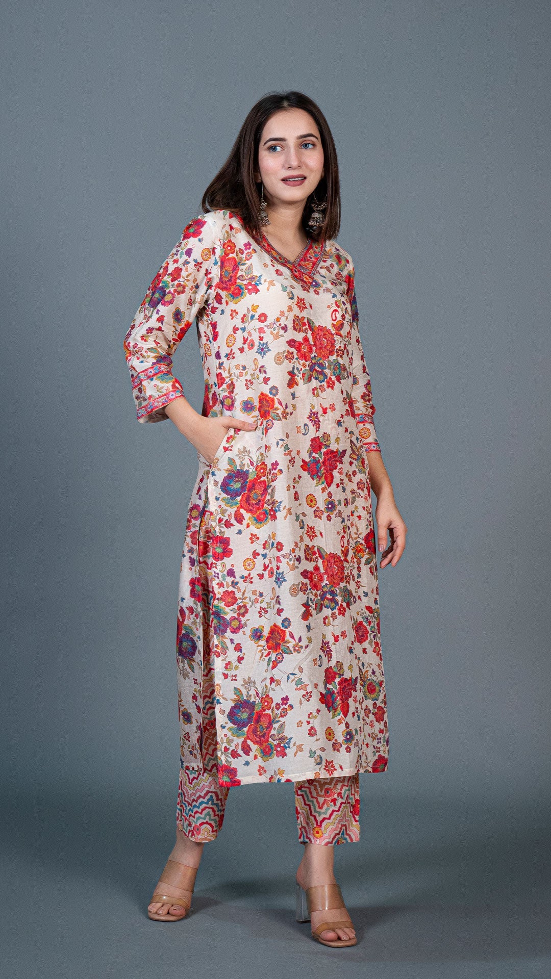 Off White Floral Print Kurta In Cotton Silk