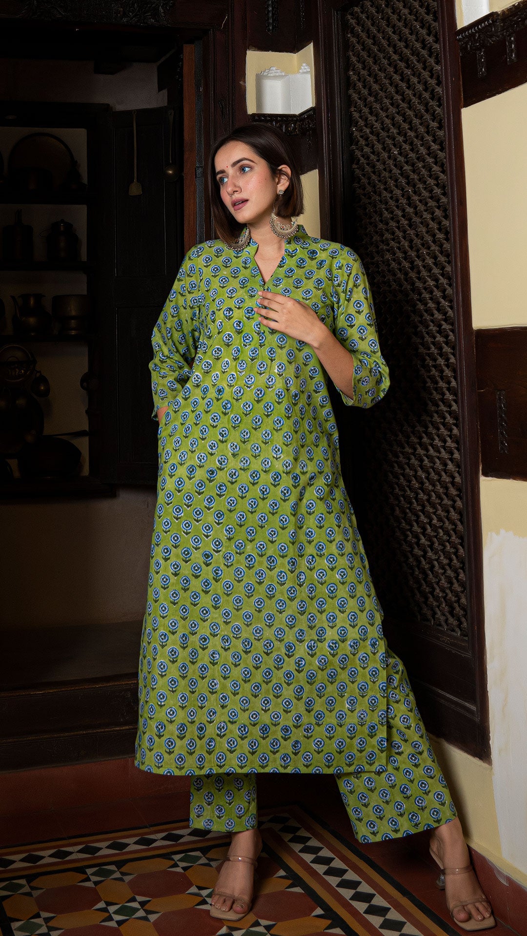 Palak Sanganeri Hand Block Cotton Kurta In Green