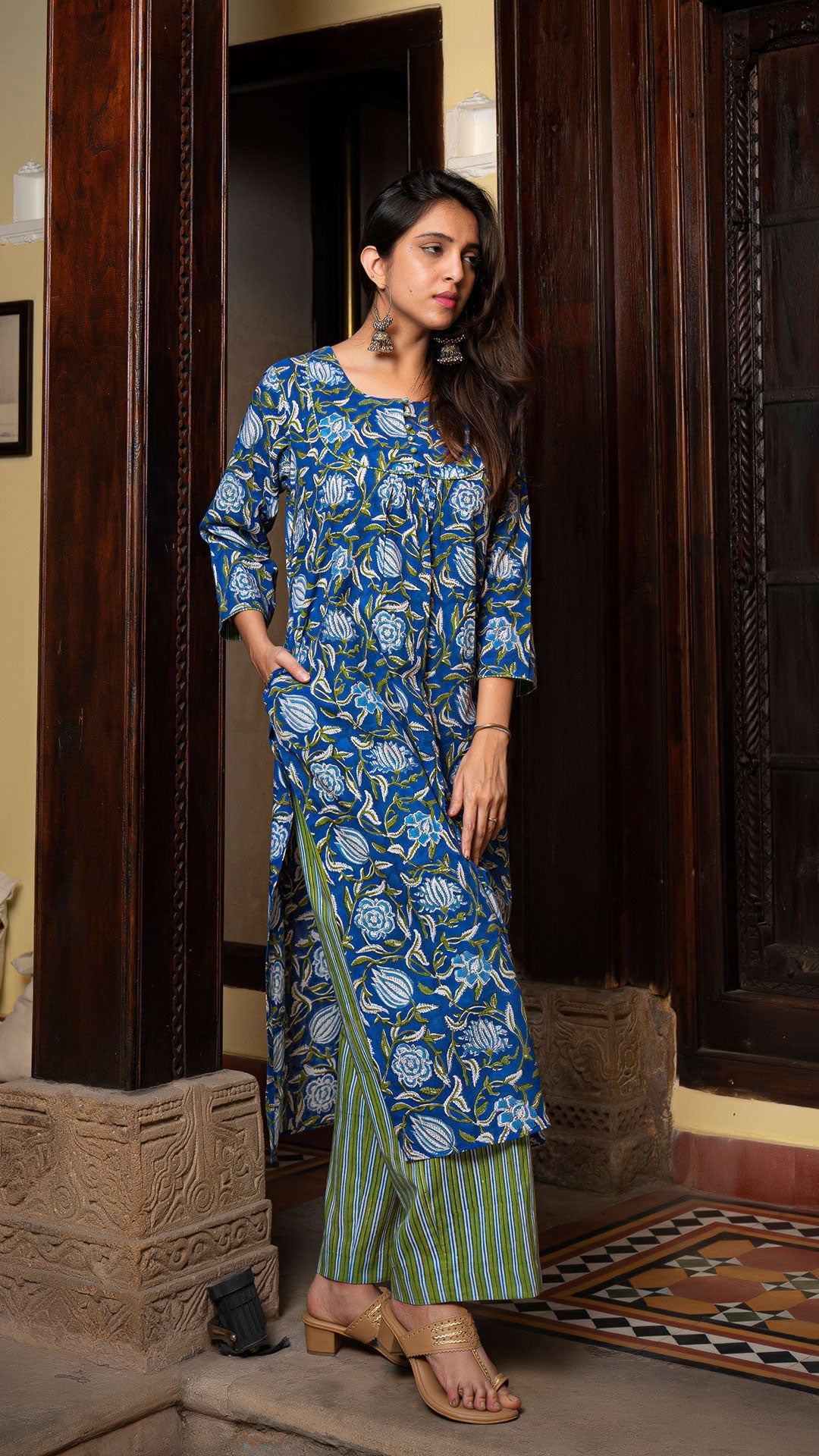 Kamya Sanganeri Hand Block Cotton Kurta In Blue