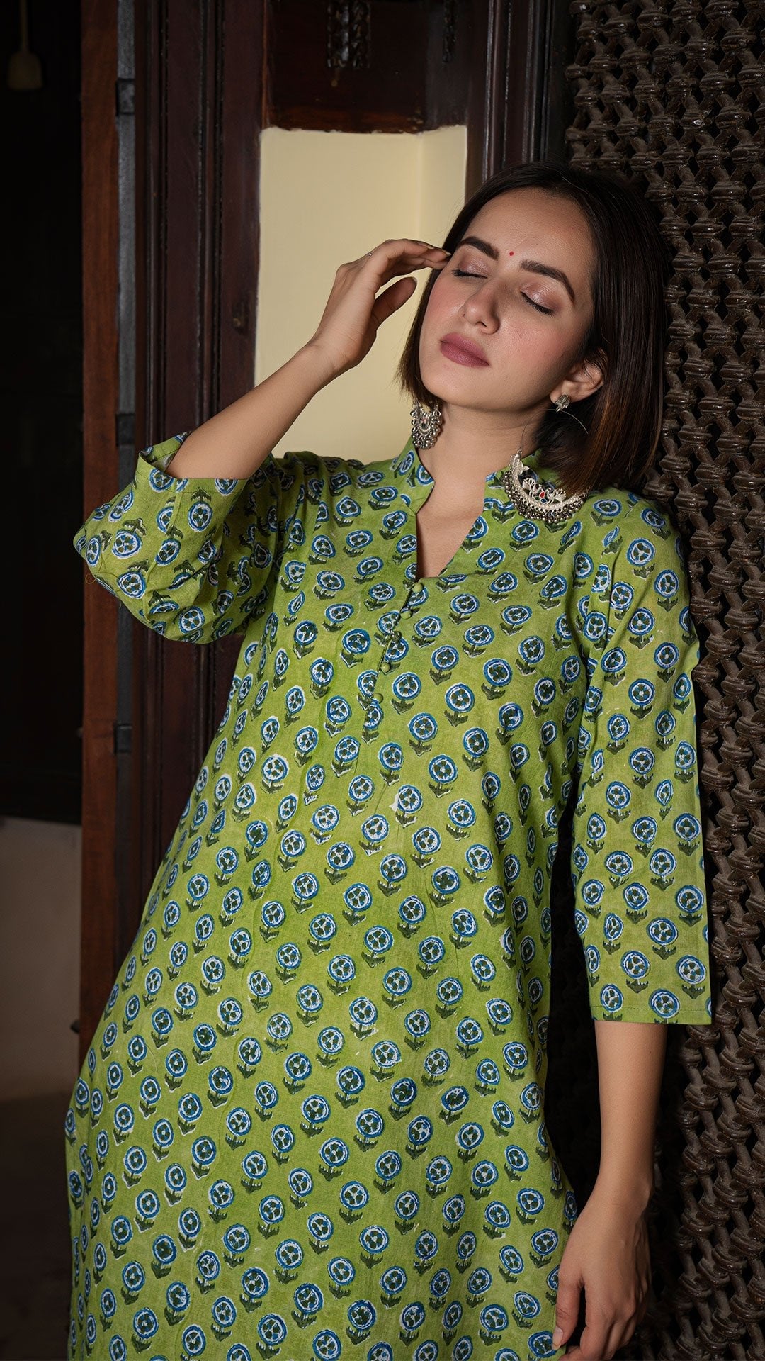 Palak Sanganeri Hand Block Cotton Kurta In Green