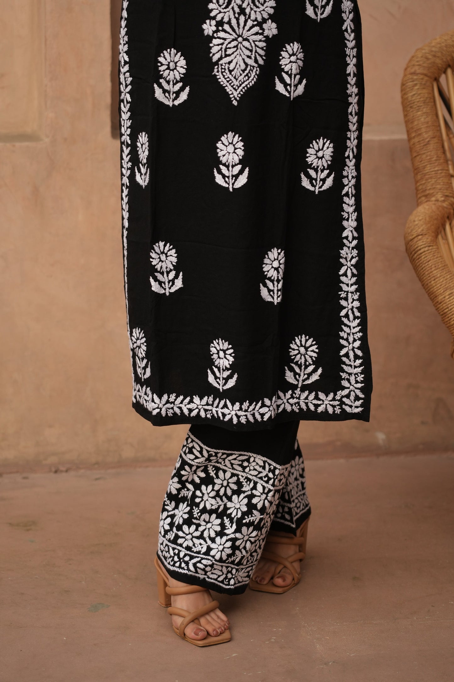 Zainab Chikankari set in black