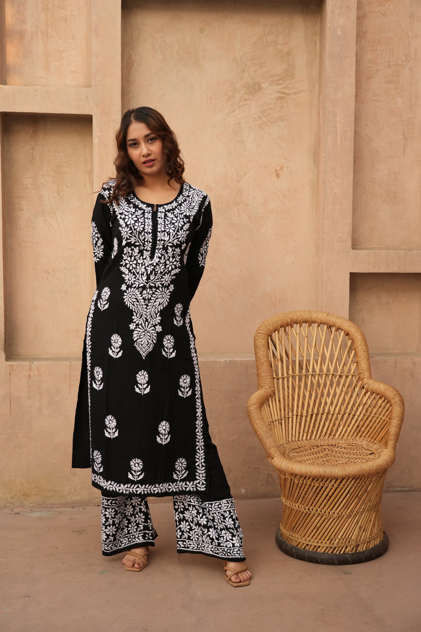 Zainab Chikankari set in black