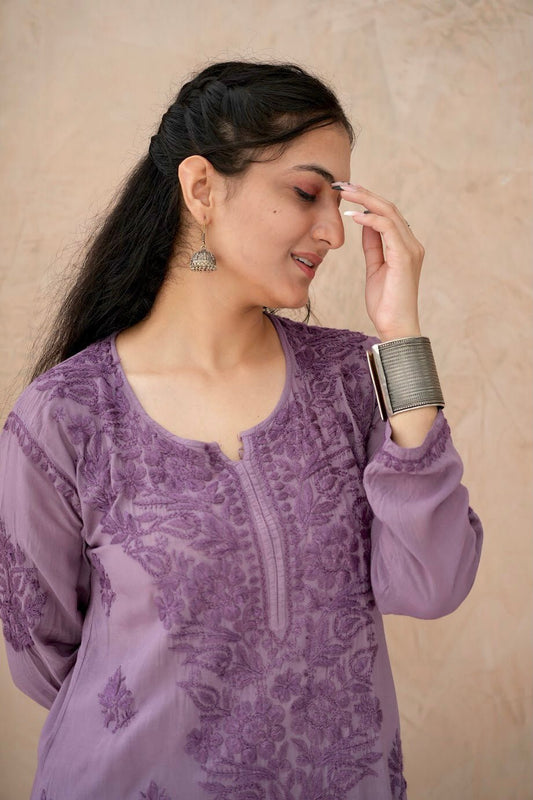 Gulbahar Chikanakri kurti in Grape purple